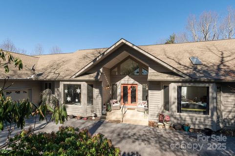 155 Poplar Loop Drive active home in Kenmure, Flat Rock, NC
