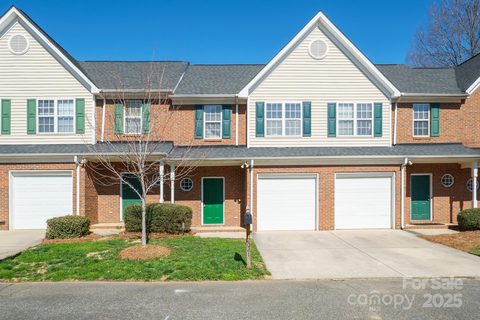 2021 Lennox Square Road sold townhome in Lennox Square, Charlotte, NC