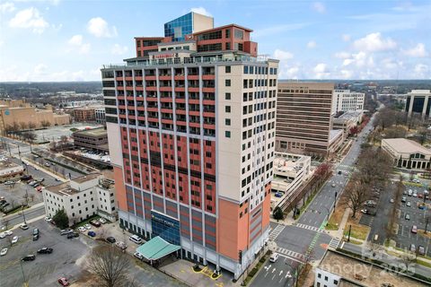 222 S Caldwell Street 2008 sold home in Skye Condominiums, Charlotte, NC