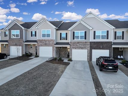 7006 Everly Commons Lane sold townhome in Windhaven, Tega Cay, SC