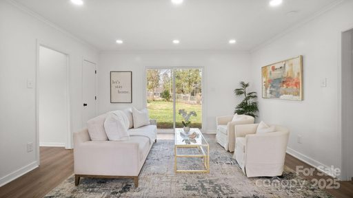 2509 Lanecrest Drive sold home in Hope Valley, Charlotte, NC