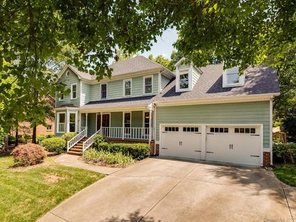 Previously sold for $392,000