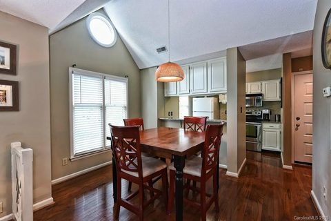222 Queens Road 54