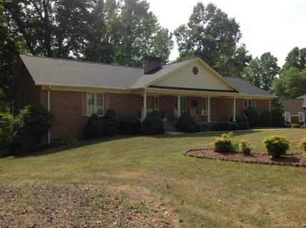 2121 Fairways Drive