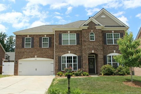 8001 Sardis Creek Lane sold home in Springbrook, Charlotte, NC