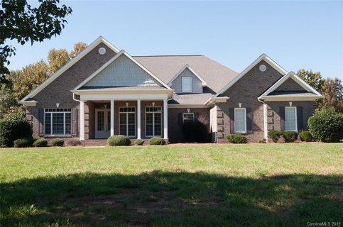 1917 Windmere Drive