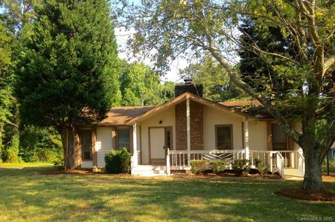 2858 Winding Trail