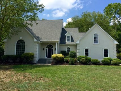 1152 Asheford Green Avenue