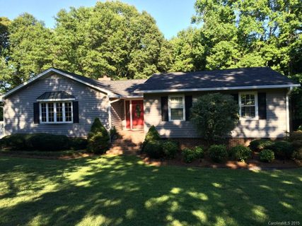 1756 Elmwood Drive