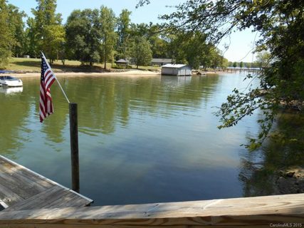 206 Daybreak Bay Court sold home in Masons Crossing, Lake Wylie, SC