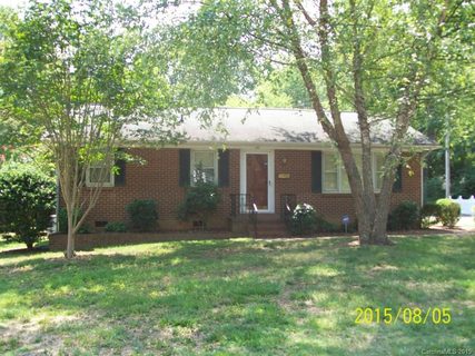 910 Dogwood Drive