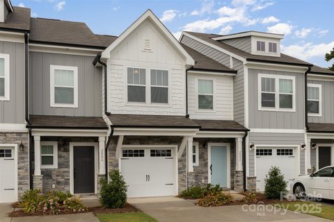 2004 Crooked Oak Lane sold townhome in Landings at White Rose, York, SC