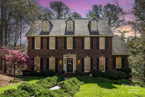 11122 Windgate Court sold home in Watertrace, Tega Cay, SC
