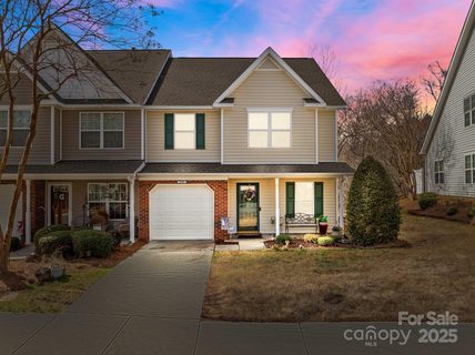 2592 Brackley Place sold townhome in Oxford Commons, Concord, NC