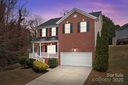 302 Flanders Drive sold home in Mooresville, SC