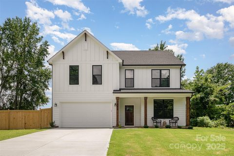 9615 Riviera Drive sold home in Island Point, Sherrills Ford, NC