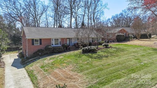 710 Peranna Place