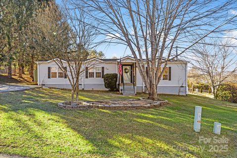11 Timbers Edge Lane sold home in Mountain Shadows, Fairview, NC