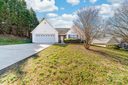 2359 Eagle Glen Court sold home in Gastonia, SC
