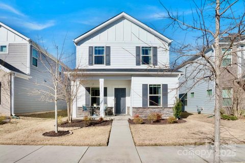 12425 Larue Lane