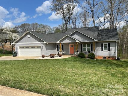 2222 Evergreen Drive sold home in South Lakes, Newton, NC