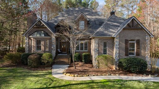 Previously sold for $925,000