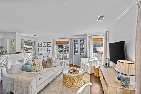 2500 Cranbrook Lane sold condo in The Villages of Eastover Glen, Charlotte, NC