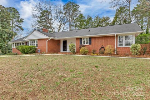 1101 Roundknob Avenue sold home in Forest Hills, Salisbury, NC