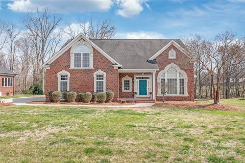 7925 Tottenham Drive sold home in Fenton Dell, Harrisburg, NC
