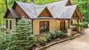 2700 Hickory Springs Road sold home in Burnsville, SC
