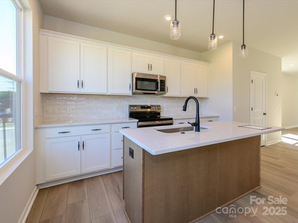 5711 Castlerea Drive sold home in Southmont, Charlotte, NC