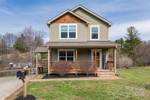 55 Heather Mist Drive sold home in The Meadows at Flat Creek, Weaverville, NC