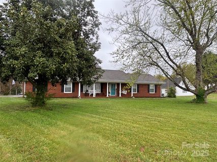 30 Hillsboro Road sold home in Hillsborough, Taylorsville, NC