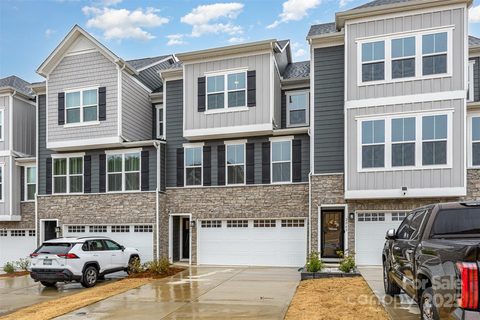 2061 Dornoch Road sold townhome in Trinity Townes, Fort Mill, SC