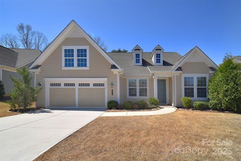 6521 Shoff Circle