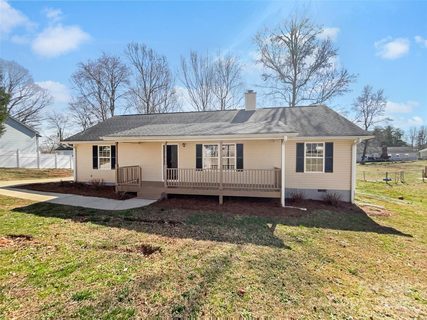 1311 Shady Oak Trail sold home in Laurel Woods, Gastonia, NC
