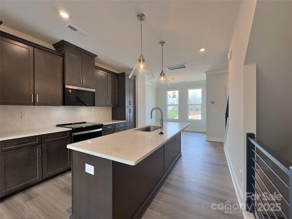 2043 Clarksdale Drive