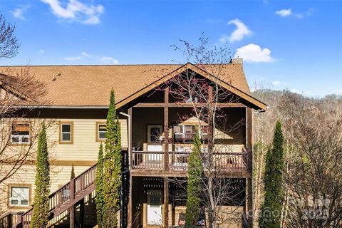 295 Sawgrass Drive sold condo in Smoky Mountain Country Club, Whittier, NC