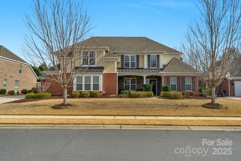 10415 Waxhaw Manor Drive sold home in The Chimneys of Marvin, Waxhaw, NC