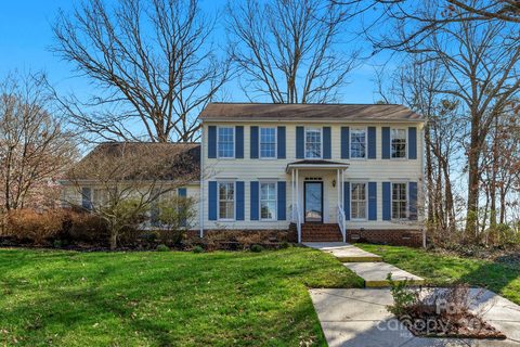 2301 Lynbridge Drive sold home in Hampton Leas, Charlotte, NC