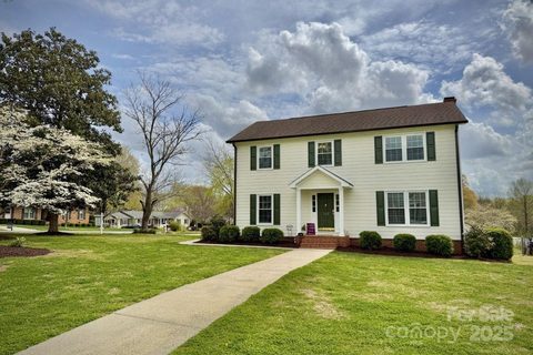 113 Windsong Court sold home in Woodleigh, Gastonia, NC