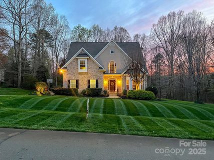 821 Lynnwood Farms Drive sold home in Lynnwood Farms, Fort Mill, SC