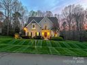 821 Lynnwood Farms Drive sold home in Fort Mill, SC