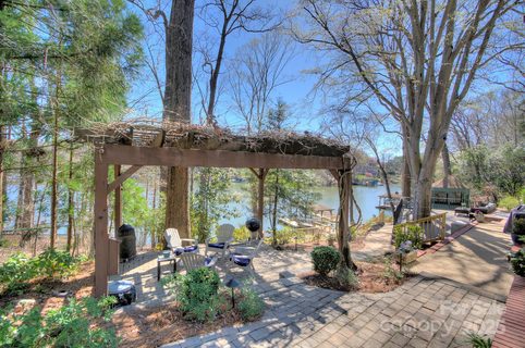 7611 Buckland Road sold home in Browns Cove, Charlotte, NC