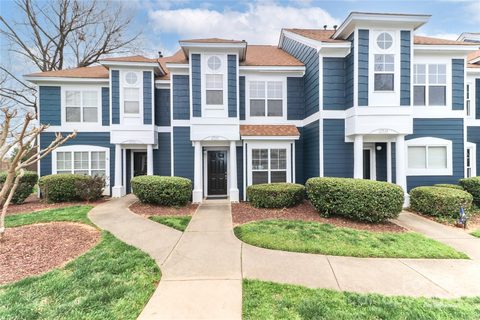 17537 Tuscany Lane sold home in Vineyard Point Bayview, Cornelius, NC