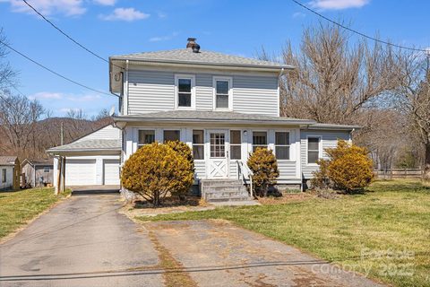 4243 Old Clyde Road sold home in Brookfield, Clyde, NC