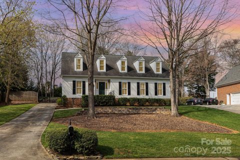 10332 Hollybrook Drive