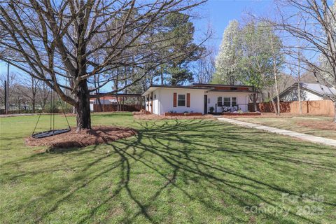 324 East End Avenue sold home in Sunrise Hills, Statesville, NC