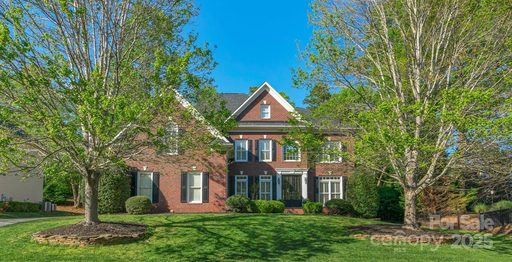 1119 Lytton Lane
