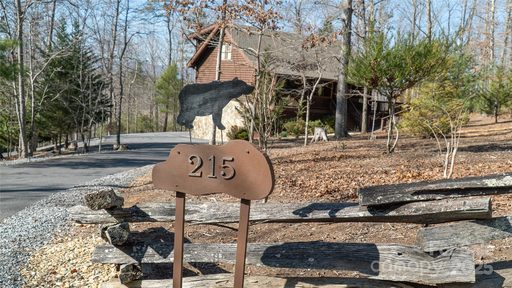 215 Outback Trail 58 sold home in The Meadows At Lake James Station, Nebo, NC